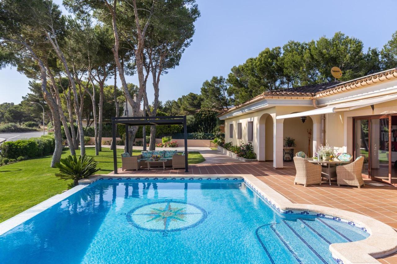 Luxurious Villa Sol De Mallorca Exteriör bild