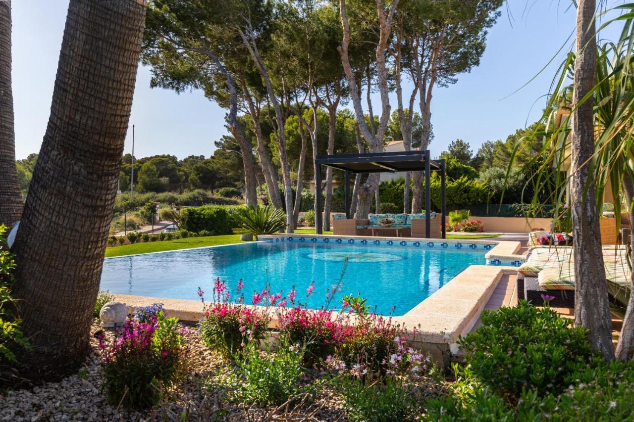 Luxurious Villa Sol De Mallorca Exteriör bild